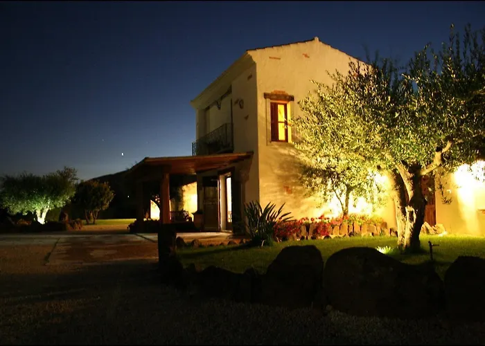 Santa Maria & Wellness Otel Orosei